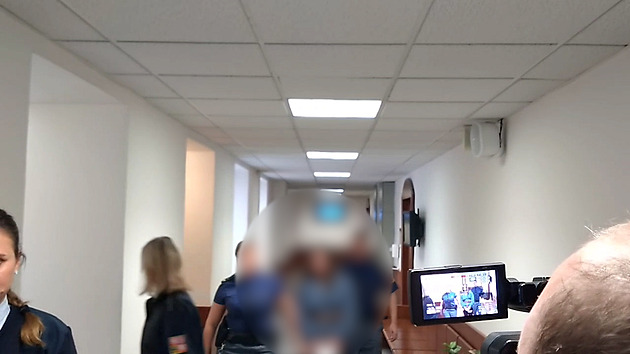 Schvalovala střelbu na FF UK, chystala vraždu spolužaček. Dívka si odsedí dva roky
