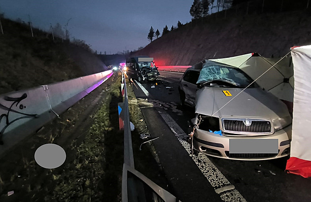 P�i ranní nehod� na okraji Jihlavy zem�ela �idi�ka. S autem na letních...