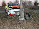 Pi zvodech v rallye na Perovsku narazil zvodnk do sloupu elektrickho...