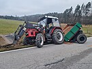 Mue pejel traktor, kdy zastavil kvli porue. (12. listopadu 2024)