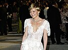Na Vanity Fair Oscar party v roce 2004 oblékla dvaadvacetiletá Kirsten Dunstová...