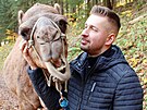 tpn Vlek na sv farm, kde chov velbloudy a lamy.