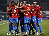 etí fotbalisté slaví gól v zápase Ligy národ proti Gruzii.