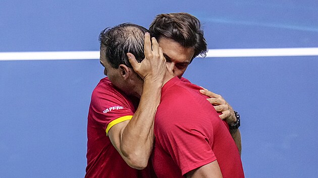 DKY, RAFO. panlsk kapitn David Ferrer a louc se Rafael Nadal.