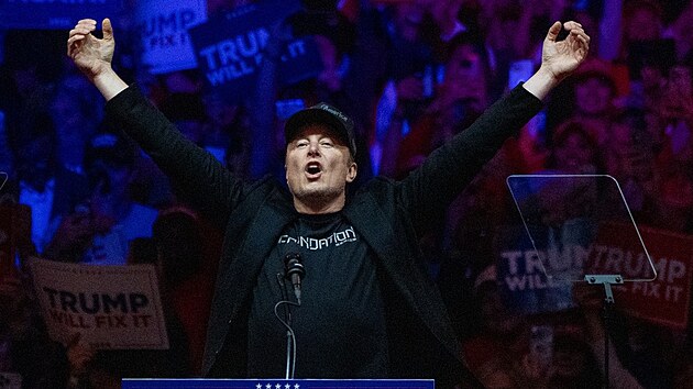 Elon Musk podpo�il Donalda Trumpa v prezidentsk� kampani.