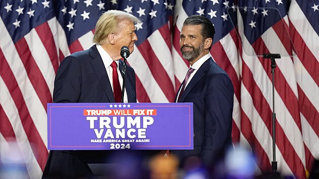 Zvolen� americk� prezident Donald Trump se synem (6. listopadu 2024)