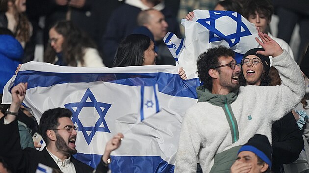 Izrael�t� fanou�ci na z�pase Francie s Izraelem u Pa��e.(14. listopadu 2024)