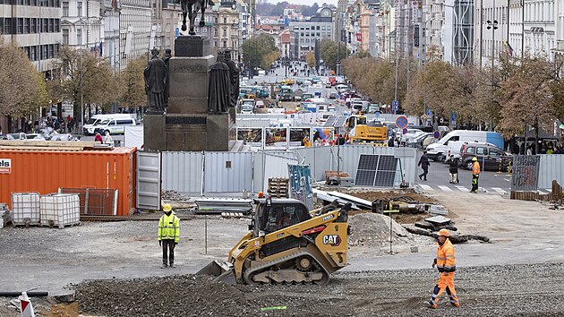 Kvli stavb tramvajovch kolej na Vclavskm nmst se bour a stav ve velkm.