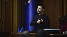 Volodymyr Zelenskyj pronesl projev p�ed ukrajinskými poslanci. (19. listopadu...