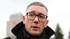 Smute�ní hosté p�ichází na poslední rozlou�ení s Marií Bene�ovou. Ta dvakrát...