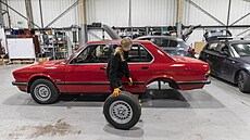 Proti stereotypm bojuje svou prací kadý den. Ale co naplat, nové klienty...