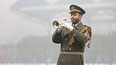 P�ipomínka vála�ných veterán� p�ed utkáním Mladé Boleslavi se Spartou.