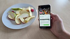 V aplikaci Nesn�zeno si lidé mohou vybírat jídlo, obsah balí�ku pro n� pak bývá...