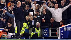 Zklamaný trenér Pep Guardiola na konci zápas Manchesteru City v Brightonu.