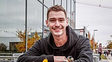 Házenká� Mat�j Nejdl rád v�ela�í. Ve v�ela�ství plánuje i podnikat.