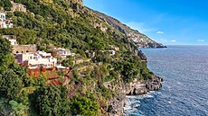 Vila byla postavená v roce 1963 na soukromém a klidném míst�.