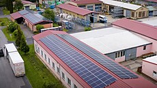 Bateriové úloit pro uskladnní energie z fotovoltaických panel umístila...