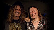 Radek Kalini (vlevo) a Dani Filth z britské metalové kapely Cradle of Filth. 