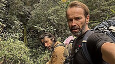 Z filmu Vandráci na ostrov� lidojed�