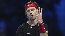 Andrej Rubljov b�hem zápasu na Turnaji mistr�