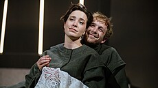 Aneka astná a Mark Kristián Hochman v pedstavení Gazda a roba