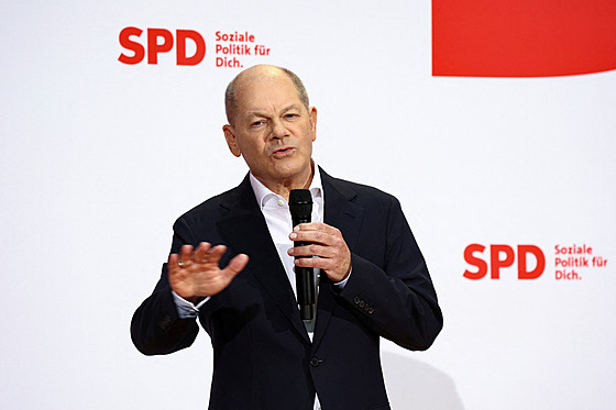 SPD svým kandidátem na kanclé�e v nadcházejících p�ed�asných parlamentních...