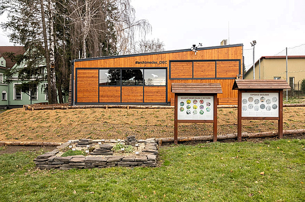 Venkovní u�ebna Archimedes byla postavena na Základní �kole Ostrava-Radvanice a...