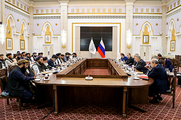 Zbrojní pakt Ruska s Tálibánem. Syn zakladatele se spojil s dávným nepřítelem