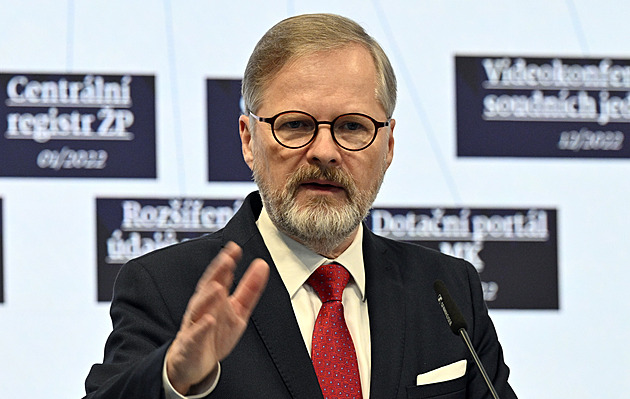 Fialův zabijácký instinkt a šlápnutí do lejna