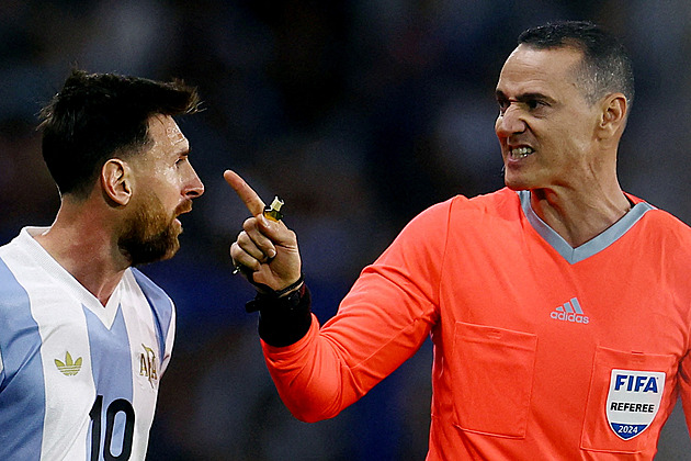 Messi přihrával, Martinez skóroval. Argentina si v kvalifikaci poradila s Peru