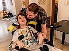 Rodie Kji Vitska z Choliny na Olomoucku  zstali doma, aby mohli o tce...