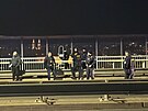 Policie zasahuje na Nuselskm most pot, co z nho skoil lovk. (29....