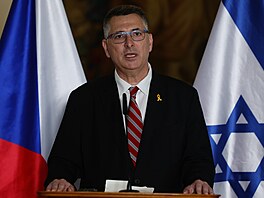 Izraelský ministr zahrani�í Gideon Saar nav�tívil �eskou republiku. (28....