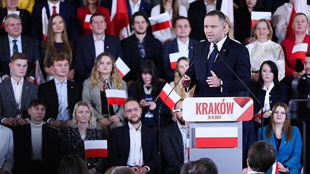 Kandid�tem nejsiln�j�� polsk� opozi�n� strany Pr�vo a spravedlnost (PiS) na funkci prezidenta je historik Karol Nawrocki. (24. listopadu 2024)