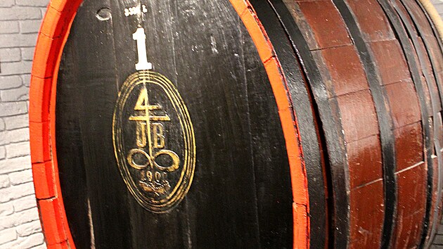 Ob�� sud na p�echov�v�n� lik�ru v suter�nu n�v�t�vnick�ho centra