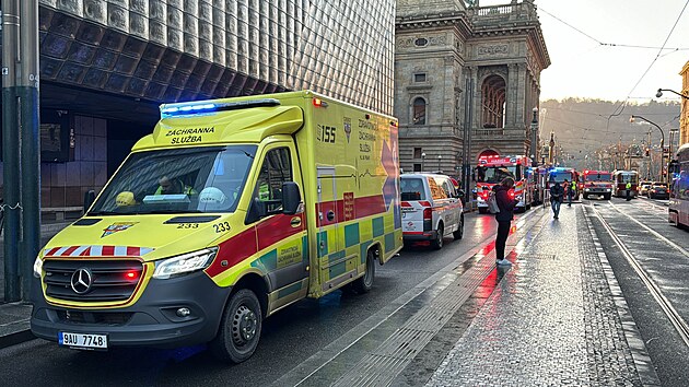 Po��r v budov� N�rodn�ho divadla v Praze (26. listopadu 2024)