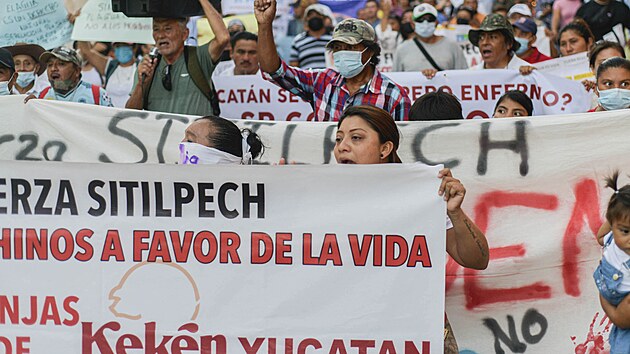 Mnoho obyvatel se zlobí na mexickou zna�ku vep�ového masa Kekén, která je...