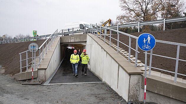 Za ��asti n�m�stka prim�tora Zde�ka H�iba se konalo slavnostn� otev�en� podchodu pod Strakonickou ulic� na Zbraslavi. (26. listopadu 2024)