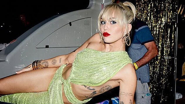 Miley Cyrusov na Instagramu