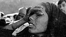 Jedy z chemické továrny v Bhópálu b�hem prvního týdne zabily osm tisíc lidí....