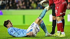 Teplický obránce Jan Knapík v utkání na Spart�.