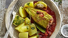 Papriky pln�n� mlet�m masem s raj�atovou om��kou