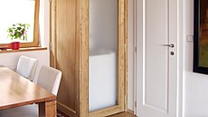 Nevzhledný kotel nebo pra�ka, pro které nebylo místo, se schovaly do rohu...