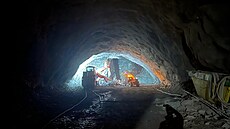 Ukládání vyt�ené horniny ve Fjordu u norské Oddy