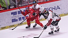 Marian Adámek z T�ince v sev�ení Petra Tona a Michala Viroucha ze Sparty.