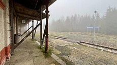 Nádra�ní budova v Moldav� na Teplicku (listopad 2024)