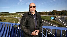 Automobilky ekají tké asy. Po poátením nadení z toho, jak budou vichni...