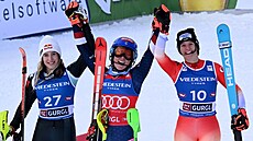T�i nejlep�í v Gurglu. Zleva: Lara Colturiová, Mikaela Shiffrinová a Camille...