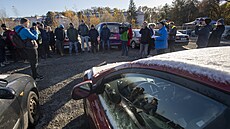 V Pardubicích se uskute�nila první ve�ejná dra�ba odstavených autovrak�. (21....