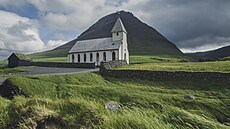 Faerské ostrovy nále�í Dánsku a milovník�m chladn�j�ího podnebí poskytují...